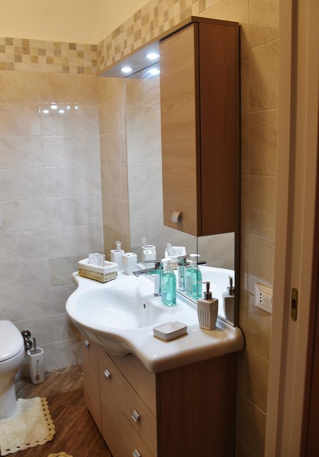 Fabio Guest House Deluxe ローマ エクステリア 写真