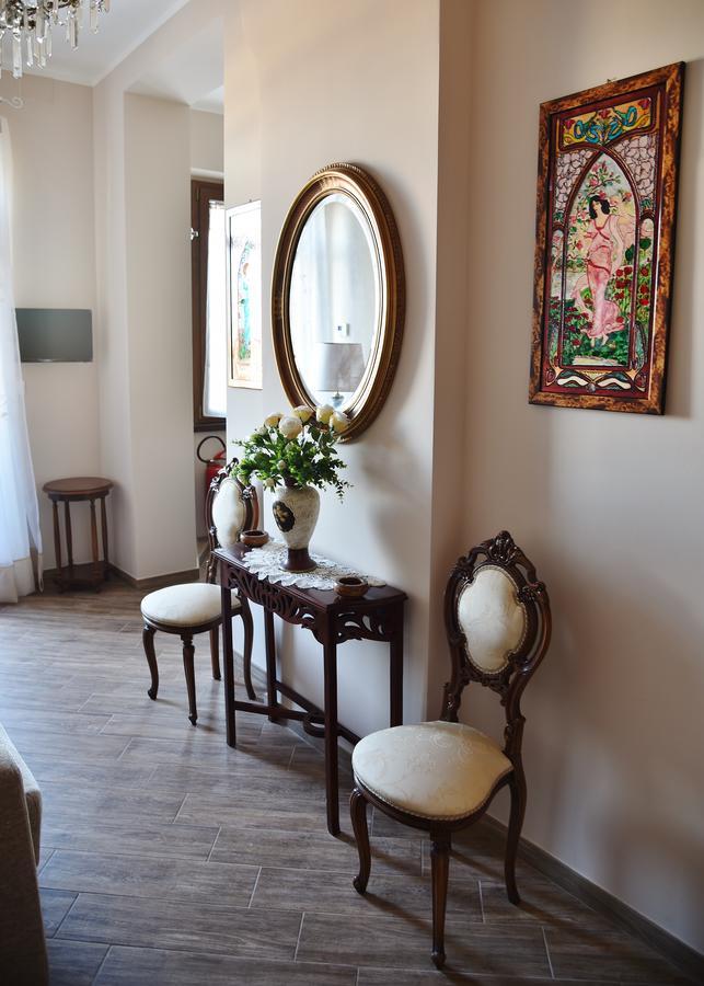 Fabio Guest House Deluxe ローマ エクステリア 写真