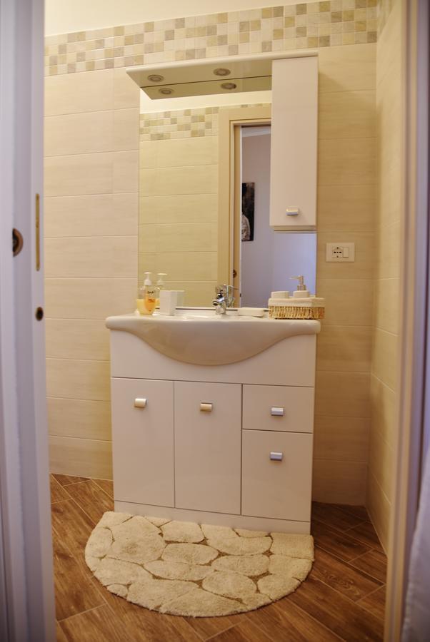 Fabio Guest House Deluxe ローマ エクステリア 写真